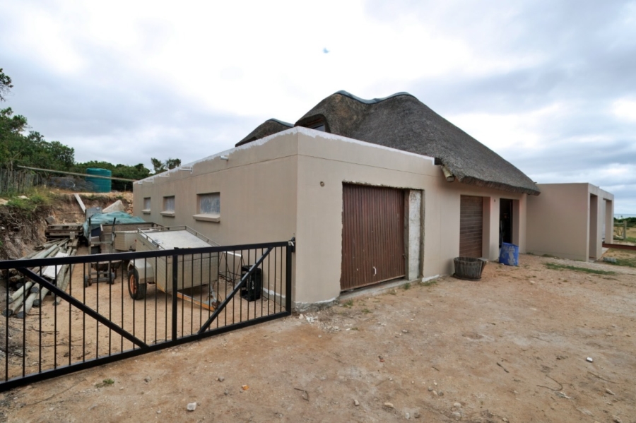 4 Bedroom Property for Sale in Stilbaai Wes Western Cape